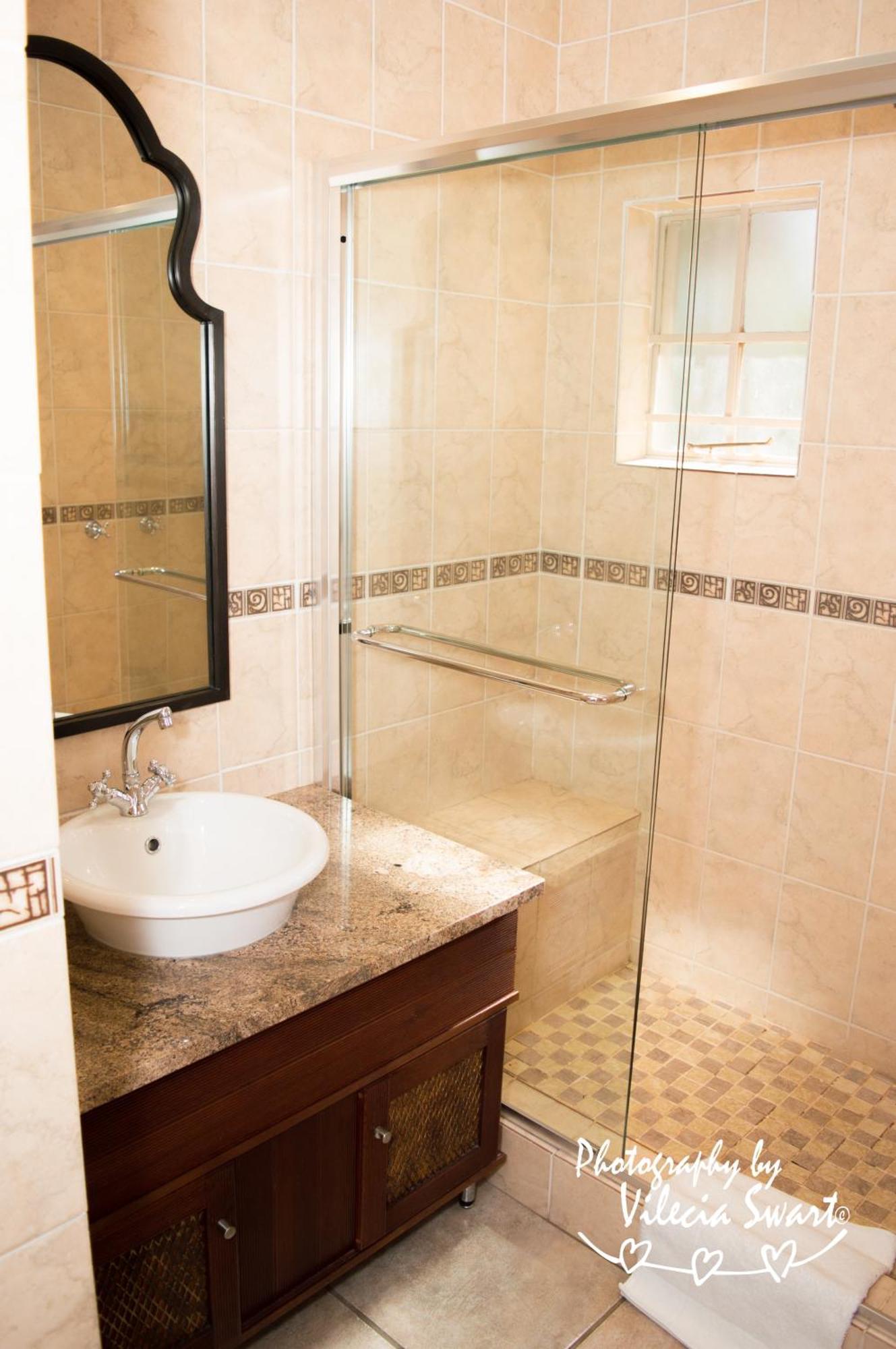 Mistique Waters Guesthouse Парис Екстер'єр фото